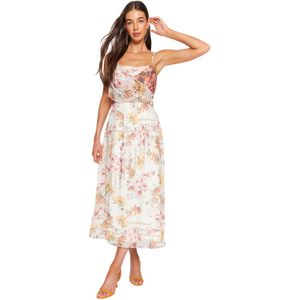 Trendyol Witte Maxi-Jurk Van Chiffon Met Bloemenpatroon En Tailleband, Gevoerd En Geweven Twoss23El02421