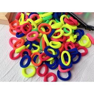 New Age Devi - Kleurenmix Haar-elastiekjes - 100 st - Trendy Kleuren - Gekleurde Haarbandjes voor Meisjes - Kinder Haarbandjes - Babys Haarelastiekjes