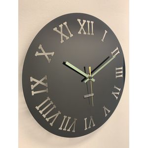 Wandklok CHANTALBRANDO -- BLACK -- TWILIGHT ZONE 40 -- MODERN DESIGN -- MADE IN HOLLAND - HOOGGLANS ZWART