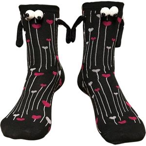 Verliefde Sokken met Magneet Handjes en 3D Ogen - Zwart met Roze Hartjes - Dames/Kinderen Maat 35-40