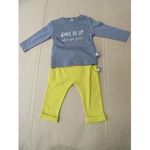 Zero2three - Ensemble - 3maand 62 - Grijst met oker - wake me up ........