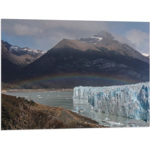 WallClassics - Vlag - Regenboog in Landschap met IJskappen - 80x60 cm Foto op Polyester Vlag