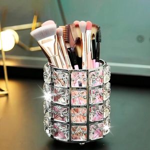Zeynomax - Kristallen Make-up Kwastenhouder en Cosmetische Organizer - Opbergdoos voor Make-up Benodigdheden en Bureauspullen - Zilver - 10.6 × 8.8 cm - Stijlvol en Praktisch - Ideaal voor Make-up Liefhebbers