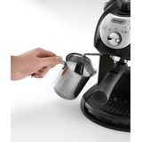 De'Longhi EC221.B Espressomachine - Handmatige melkopschuimer - Geschikt voor koffiepoeder of ESE-pads - 1 liter watertank - Pump Traditional