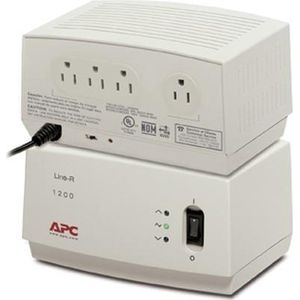 APC LE1200 Line-R 4 AC-uitgang(en) 120 V Beige 1,9 m