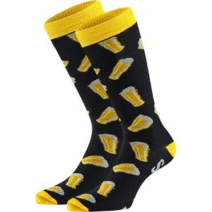 Apollo - Bier sokken giftbox - Geel - Maat 42/47 - Geschenkdoos - Cadeaudoos - Giftbox mannen - Beer socks - Bier sokken heren