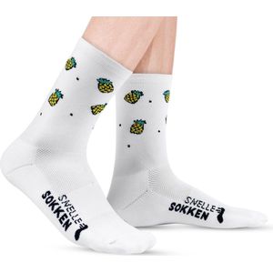 Hardloopsokken - Ananas print - Wit - Maat 39 tot 45+ Snelle Sokken - Compressie hardloopsokken tot Enkel - Vrolijke Sportsokken - Sportsokken heren - Sportsokken vrouwen - Nylon hardloopsokken - Antizweet