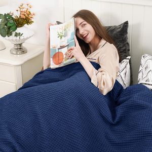 JGS ® Zachte Katoenen Wafeldeken in Marineblauw voor Bank en Bed - 130 x 150 cm