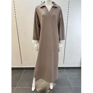 Casual taupe dames jurk-polo dress- taupe-beige dames trui– comfortabele lange losvallende maxi jurk/trui- lange trui- lange polo trui- lange polo jurk/ maat XL- trui met kraag