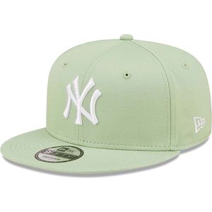 New York Yankees League Essential Green 9FIFTY Snapback Cap