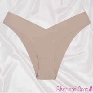 SilverAndCoco® - Naadloze Onderbroek / Seamless Broekje Dames / Zacht Brazilian Sport Slipje / Naadloos Stretch Ondergoed Vrouw / Hipster Dames Lingerie Broekje Slip / Creme Beige Nude / Small