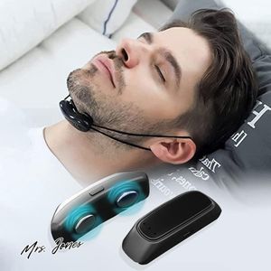 Mrs. Jones Anti Snurk Apparaat - Stop Snurken Voor Altijd - Snurk Hulpmiddelen - Mannen Vrouwen - Slaap Hulpmiddel - Comfortabel Efficiënt - Makkelijk Te Gebruiken .