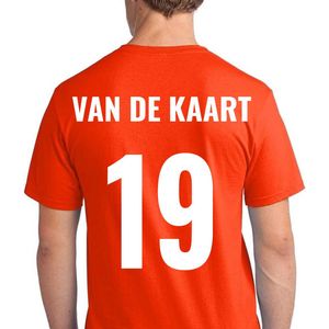 Oranje voetbal EK/WK-shirt met rugtekst Van de Kaart + NL Leeuw op borst (wit) | Maat XL | Oranje EK/WK-shirt Heren - Oranje EK/WK-shirt Dames - Grappig Oranje shirt