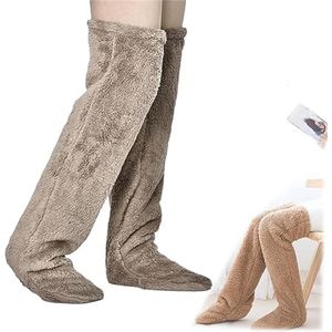 Kerstmis Pluche Kniekousen - Lange Pluche Kniekousen, Warme Sokken - Dames Pluche Kniekousen - Winter Pluche Warme Slaapsokken - Herfst en Winter Dikke Pluche Slaapsokken - Lichtbruin