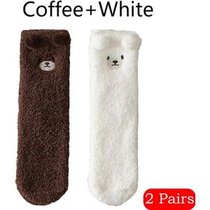2 Paar Warme Dames Sokken – Dikke Pluche Slaapsokken van Koraalfluweel – Fluffy Huissokken met Schattige Beer Cartoon – Zachte Winter Slofsokken & Antislip Vloersokken