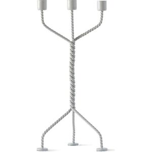 Gedraaide Kandelaar Lichtgrijs / Twisted Candleholder Lightgrey | Ward Wjnant voor Werkwaardig.