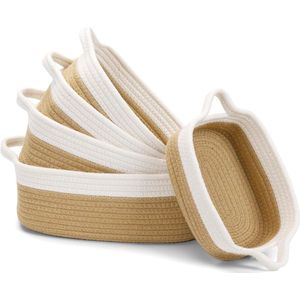 Wit en geel opbergmand voor een opgeruimde kamer