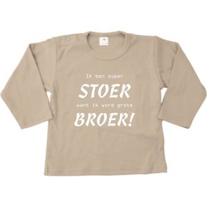 Shirt Aankondiging zwangerschap Ik ben super stoer want ik word grote broer! | lange mouw | Zand/wit | maat 104 zwangerschap aankondiging bekendmaking Baby big bro brother