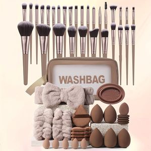 Dutchers® Luxe 55-delige Make-up Set – Make up Kwasten - Brush - Sponsje - Beauty Blender - Poeder Kwast - Kwastenset - Wenkbrauw Borstel - Powder Puff
