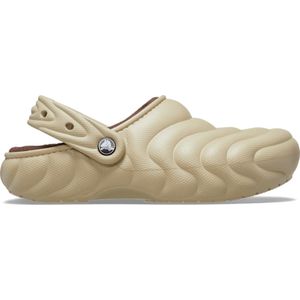 Crocs Classic Lined Overpuff Clog - Volwassenen - Clogs - Beige - Maat 42/43