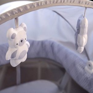 TRANKIELO® - Lullanight Babybedje Gem, Mobiele Wieg met Luchtdoorlatende Zijkanten in Grijs
