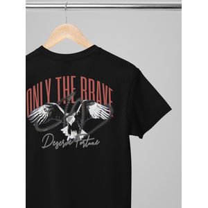 Oversized shirt - Only the brave - Wurban Wear | T-shirt | Merk kleding | Unisex tshirt | Streetwear | Pump cover | Techno outfit | Merk shirt | Gym shirt | y2k | Techwear | Urban | Grote maten | T-shirt heren | T-shirt dames | Wit & Zwart