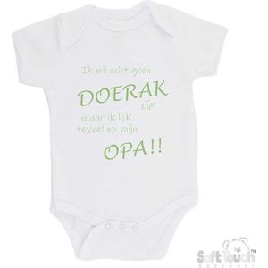 100% katoenen Romper ""Ik wil echt geen Doerak zijn maar ik lijk teveel op opa!!"" Unisex Katoen Wit/sage green (saliegroen) 62/68
