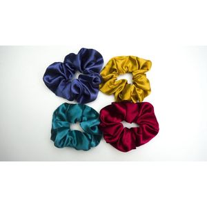 Satijnen scrunchies  | Haarwokkel | 4 pack | Blauw/Navy, Groen, Geel, Bordeaux rood | Haarelastiekjes | Luxe haar accessoires | Haarband | Vrouwen en Meisjes |