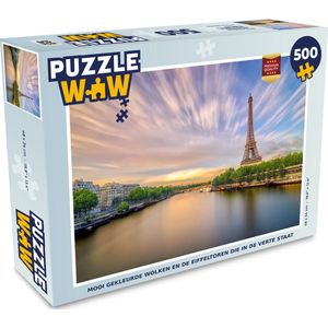 Puzzel Mooi gekleurde wolken en de Eiffeltoren die in de verte staat - Legpuzzel - Puzzel 500 stukjes