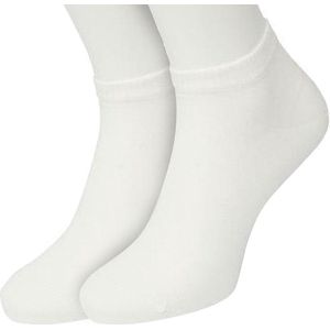Bonnie Doon Tencel Sneakersokken Heren Wit maat 43/46 - 2 paar - Licht, Ademend, Soepel - Zeer Comfortabel en Zacht - Zakken niet af - Korte sokken - Business Line - Antibacteriëel - Milieubewust - White - OL2020022.103