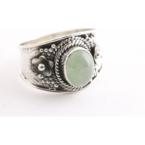 Bewerkte zilveren ring met groene aventurijn - maat 19.5