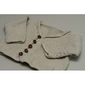Babyvestje-beige-maat 62/68-handgemaakt-(Sweet baby Bedstraw)
