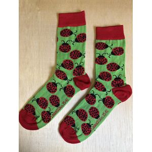 SOKn. trendy sokken LIEVEHEERSBEESTJE maat 35-41  (Ook leuk om kado te geven !)