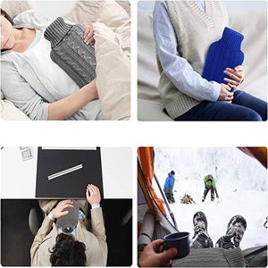 2 x warmwater kruik, 2 liters; bedfles warmteflessen warmtezak warme waterfles met zachte fleece bekleding, Grijs + Blauw