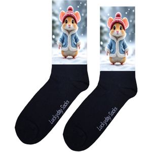 Muis - Opkikker - Grappige sokken - Valentijns cadeau - Verjaardag cadeau - Sint cadeau - Leuke sokken - Sneeuw - Natuur - Vrolijke sokken - Cadeautje - Grappige cadeau - Kerstsokken - Vaderdag - Moederdag - Socks maken Happy - 37-44