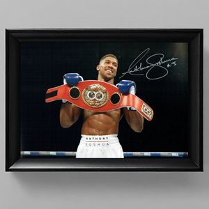 Anthony Joshua Ingelijste Handtekening – 15 x 10cm In Klassiek Zwart Frame – Gedrukte handtekening – Boxing - World Champion - Belt
