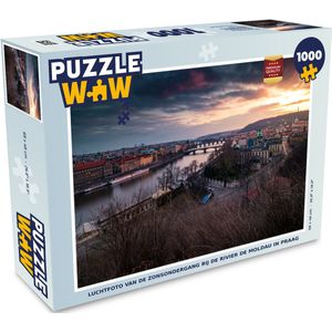 Puzzel Luchtfoto van de zonsondergang bij de rivier de Moldau in Praag - Legpuzzel - Puzzel 1000 stukjes volwassenen