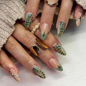 French press on nails met hangers - medium kunstnagels - groene Franse nagels - 3D nagels met gebogen lijn - lange vierkante acryl nagels