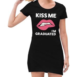 Kiss me i am graduated jurkje zwart dames - feest jurk dames - geslaagd/afgestudeerd kleding 40