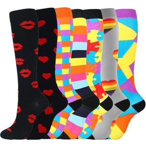 7 paar Interessante patronen compressiekousen voor dames en heren, kniekousen met aflopende ondersteuning voor reizen en vluchten(L-XL)