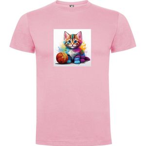 Zacht Roze T-Shirt met “ Kleurrijke Kitten met bol wol“ Print Full Color maat 104 / 3/4 jaar