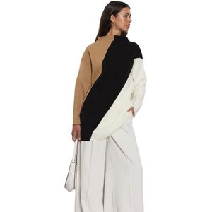 Trendyol Beige Gebreide Trui Met Hoge Hals En Kleurblokken Tctaw24Ak00006