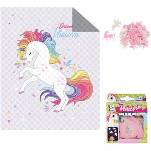 Bedsprei Unicorn - afmeting 170x210 cm - lichtgewicht - gewatteerd - inclusief glow in the dark set