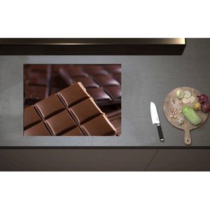 Inductieplaat Beschermer - Brokken van Verschillende Smaken Chocolade - 70x52 cm - 2 mm Dik - Inductie Beschermer - Bescherming Inductiekookplaat - Kookplaat Beschermer van Wit Vinyl