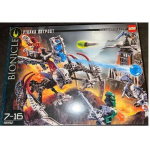 Lego Bionicle 8892 Piraka Outpost