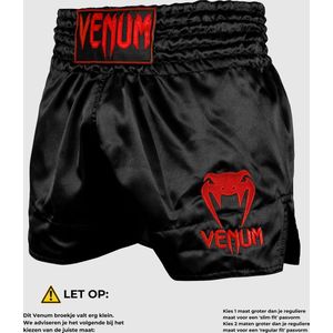 Venum Muay Thai Shorts Classic Zwart met rood - S