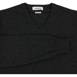 Osborne Knitwear Trui met V hals - Geelong wol - Charcoal - 5XL