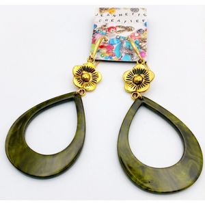 Jeannette-Creatief® - Resin - Bloem Kleine Groene Druppel - Oorhangers - Olijfgroen - Olivegreen - Groen - Olijf - Groene Oorbellen - Oorbellen - Oorbellen Dames - Groene oorbellen - Olijfgroen - Gouden oorbellen - Bloemen - Gouden Bloemen - Sieraden