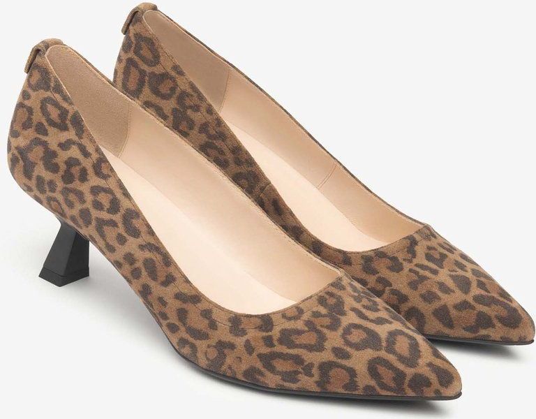 Nerogiardini - Volga 3767 - Zwarte Schoenen - Pumps - Met Hoge Haak - Streetwear - Vrouwen
