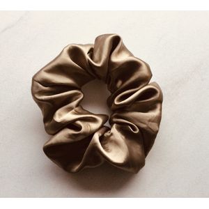 Scrunchie haarwokkel XL satijn beige / brons / gold / goud handmade
